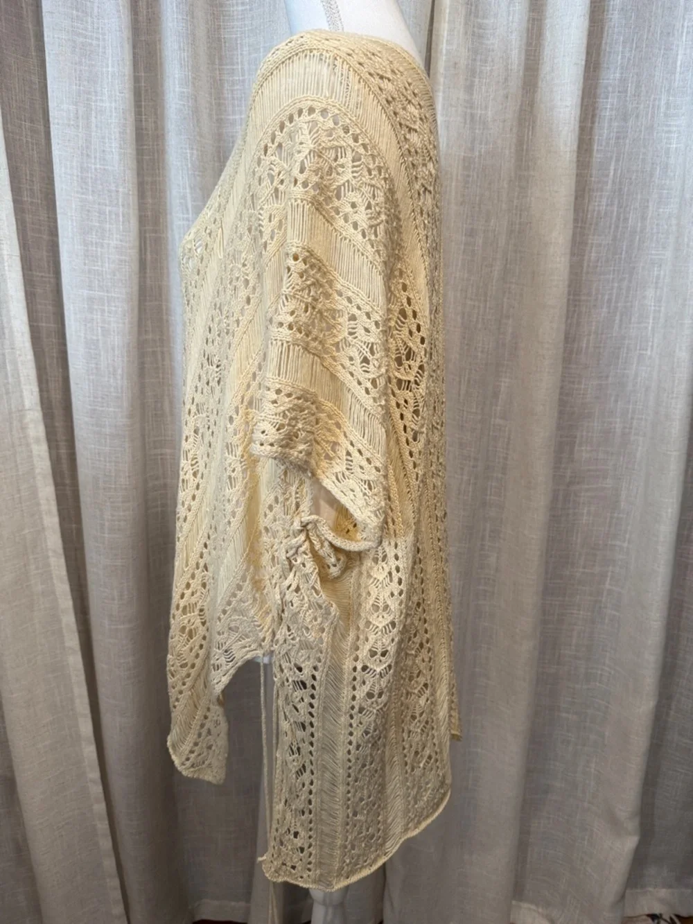 Boho Crochet Knit Poncho Top Cream Lace Open Weave Tie Side Flowy OS